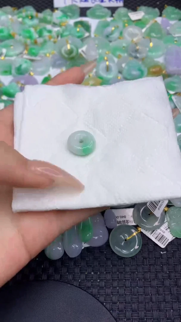 翡翠未镶嵌颈饰11111111