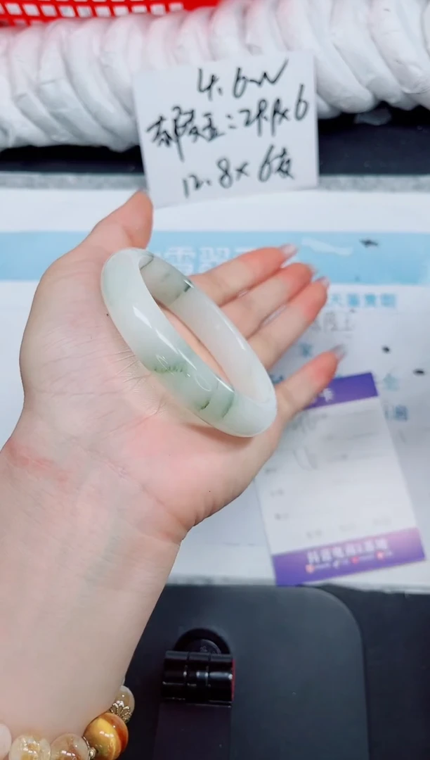 石英质玉手镯未镶嵌296/56