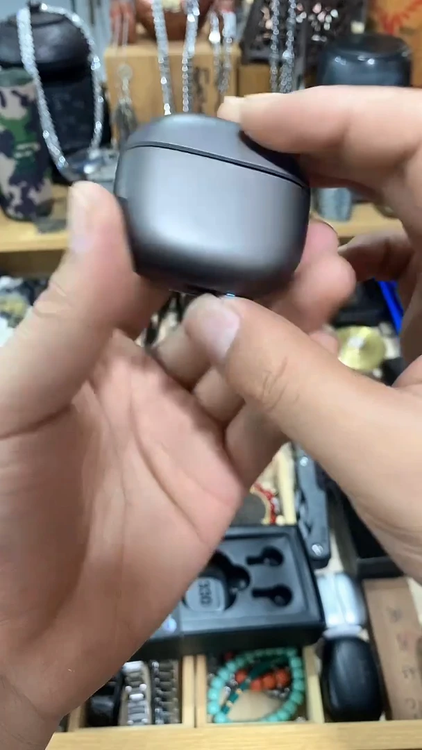 瓷片闪购商品  如图所示