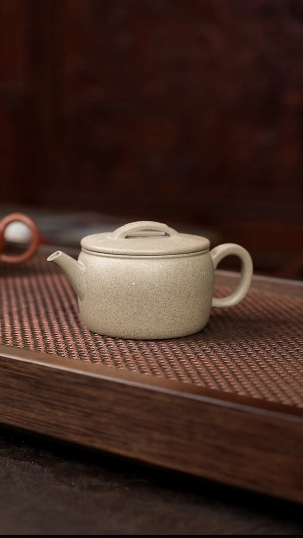 茶壶紫砂青段汉瓦{微瑕}