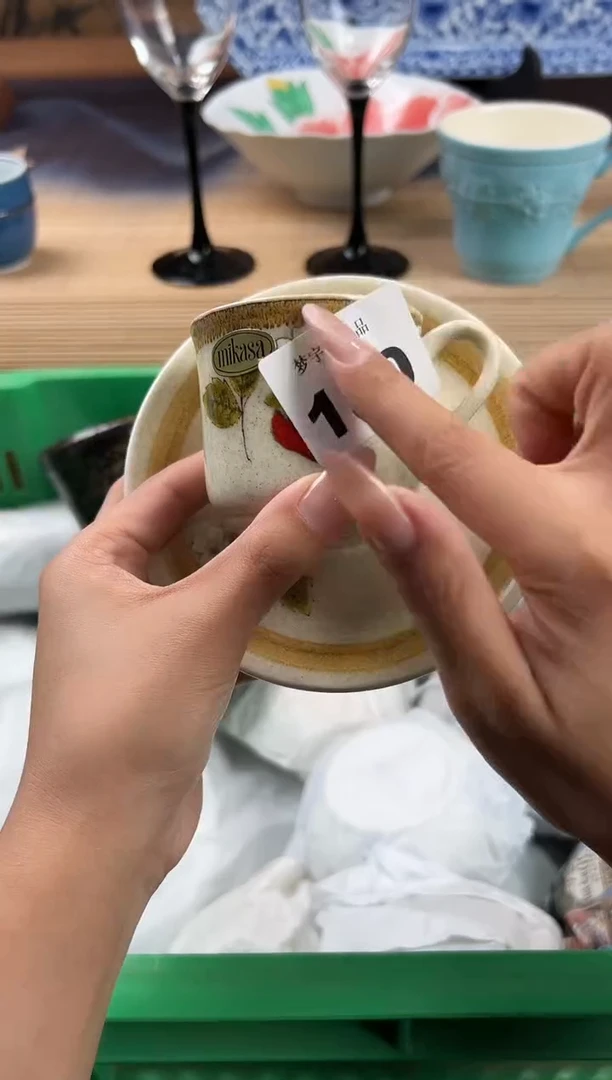 瓷片贝***了瓷片        180