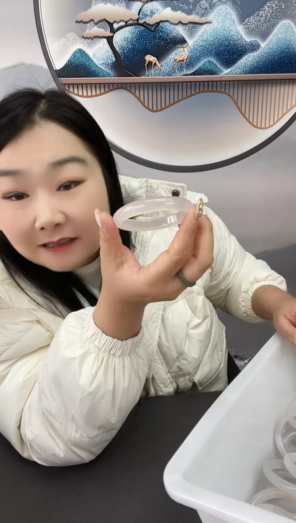 未镶嵌白月光玉髓镯子玛瑙/玉髓x*a xia