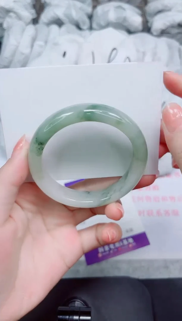 石英质玉手镯未镶嵌30-54