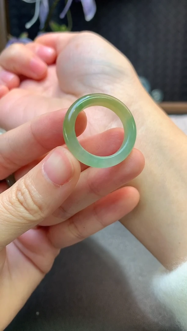 未镶嵌定制翡翠毛货19*