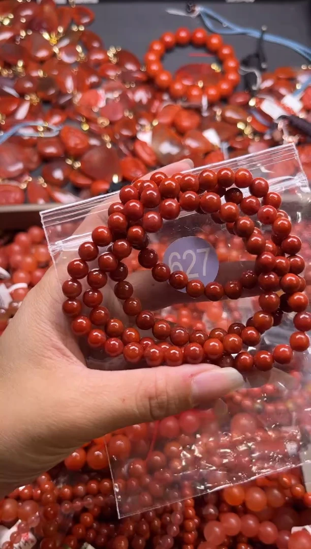 南红玛瑙未镶嵌珠宝奇石627-7