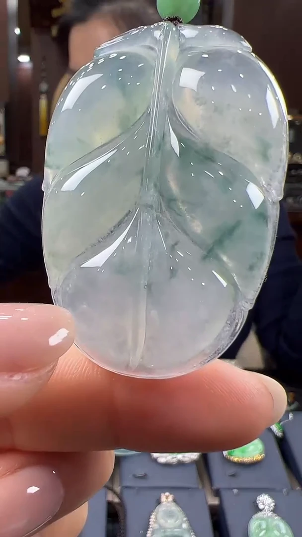 【闪购商品】翡翠挂件未镶嵌叶子