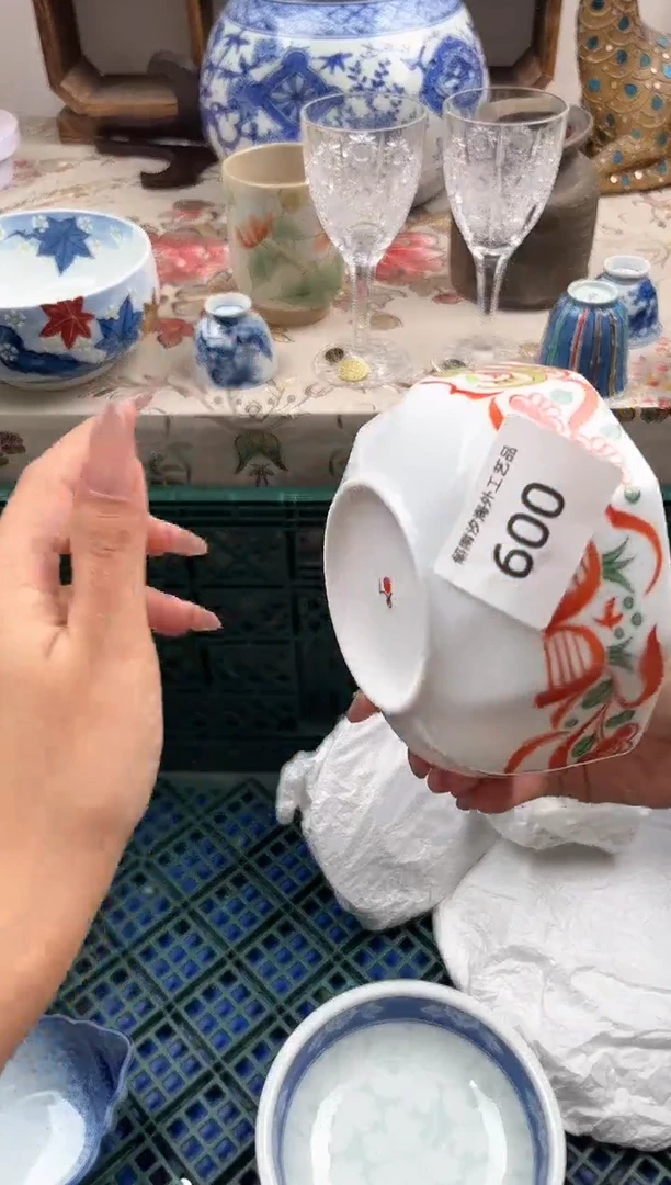 瓷片E****uF         600