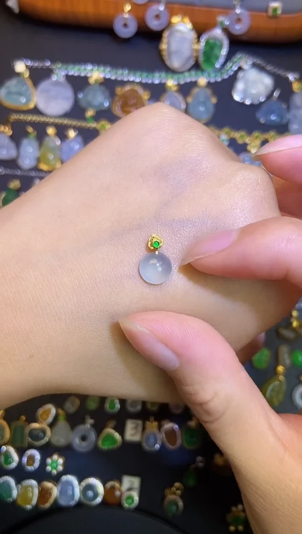 翡翠18K金镶嵌吊坠(不含链)天然A货翡翠