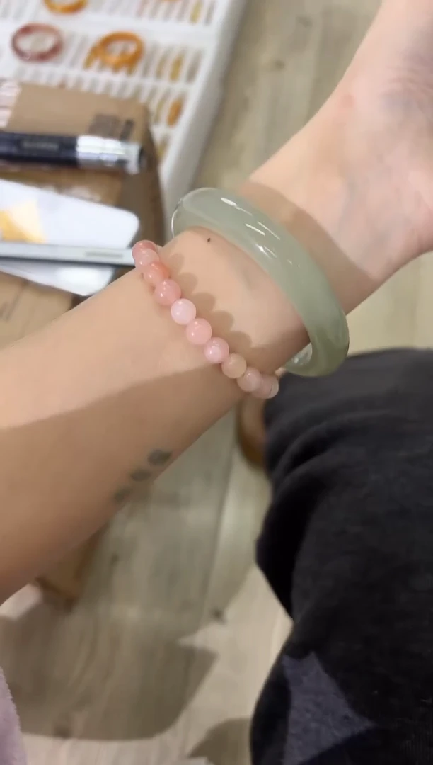 未镶嵌手镯石英质玉258-59D