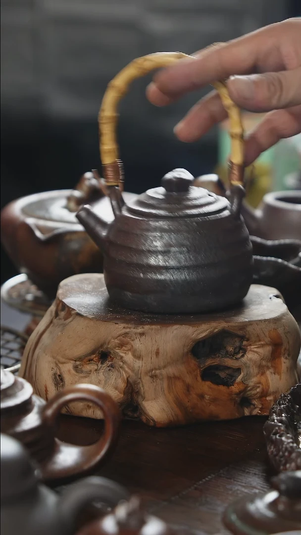 紫砂全手工柱础提梁