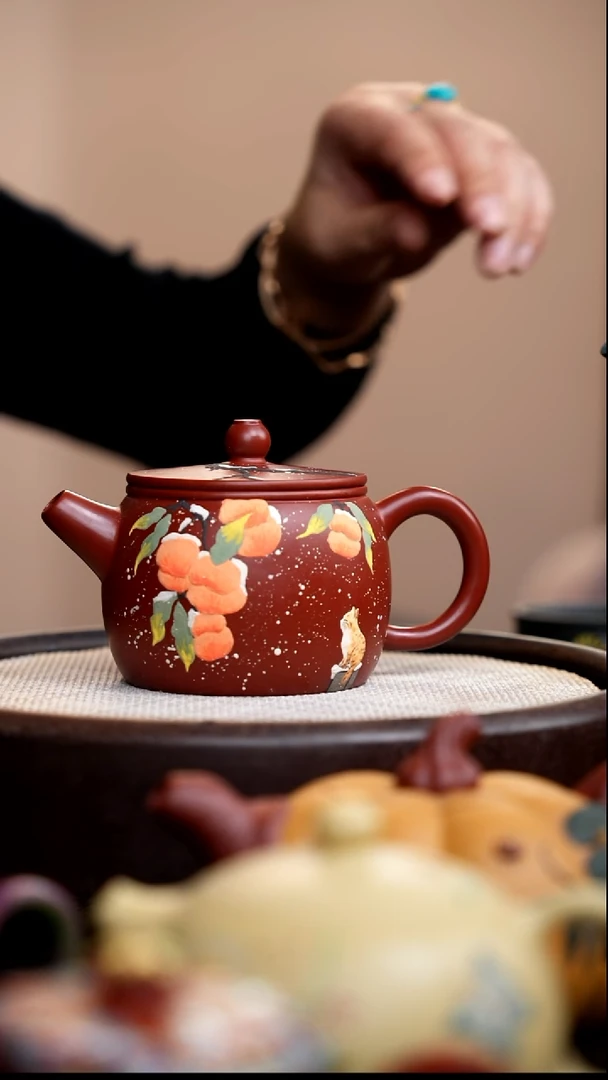 茶壶紫砂001 朱泥汉瓦泥绘雪景猫咪