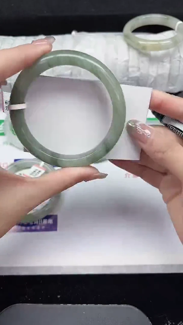 未镶嵌手镯石英质玉274-59/60