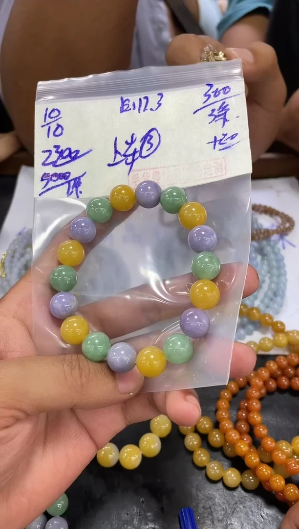 未镶嵌定制翡翠翡翠毛货抛光多样性发货拍一发一