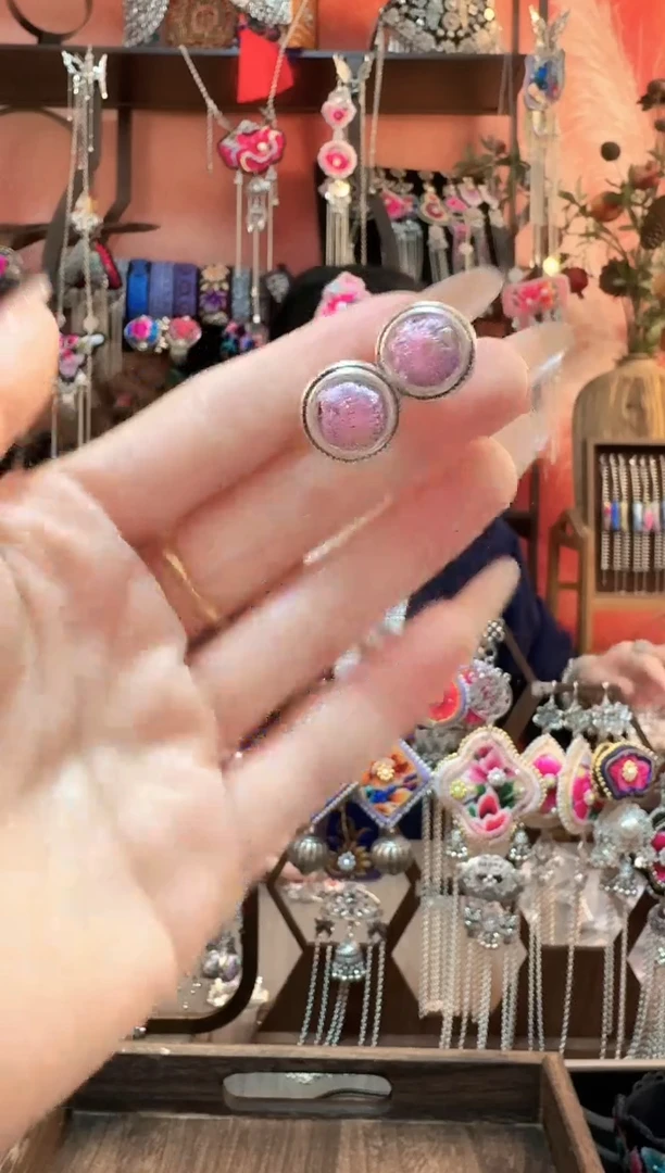 织绣云织谣民族风精美饰品51