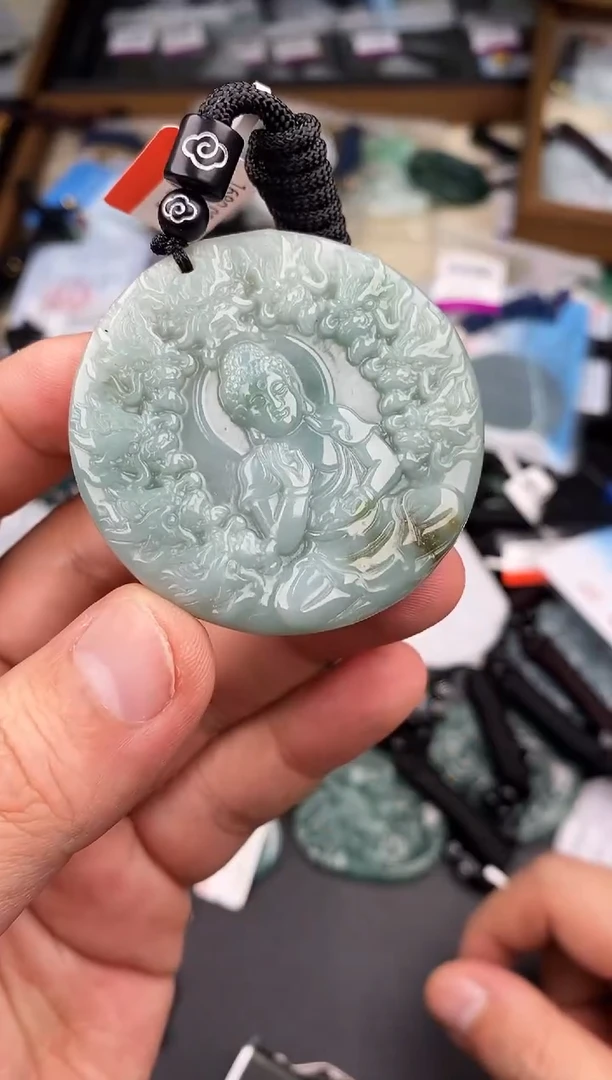 【闪购商品】翡翠颈饰未镶嵌  天然翡翠，一物一图