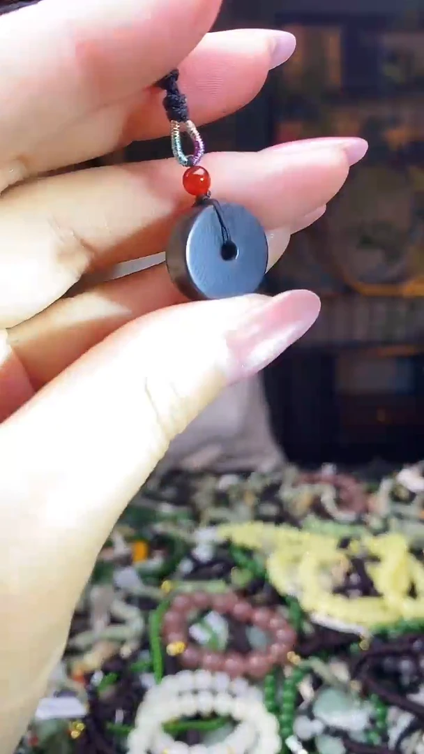 颈饰未镶嵌和田玉多样性发货，拍一发一