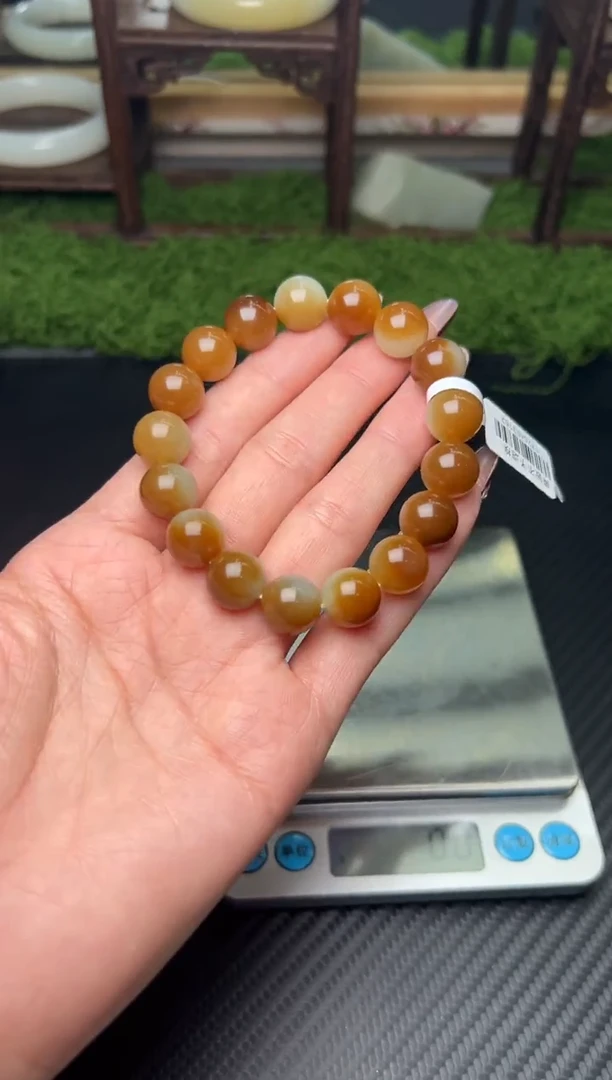 未镶嵌手串和田玉若羌微色差卡12