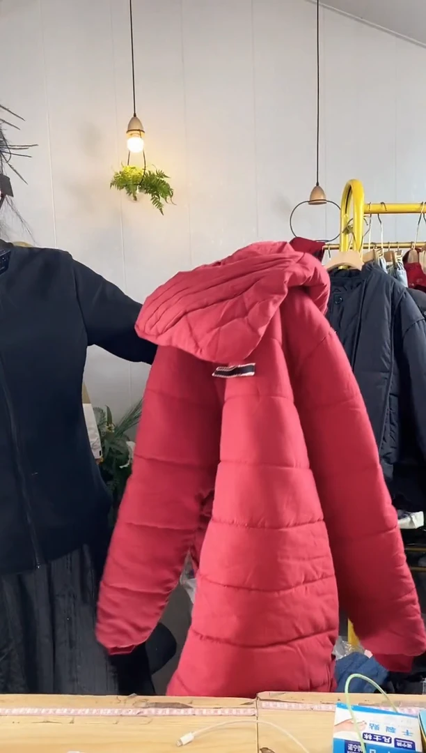 儿童160红色棉衣外套【647