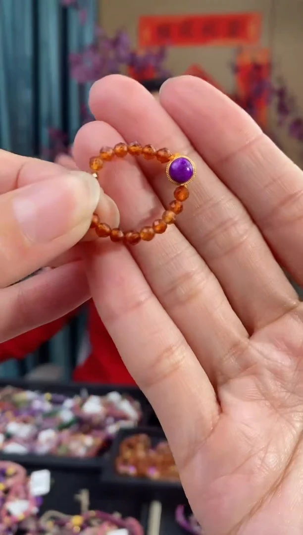 【闪购商品】苏纪石（舒俱来）戒圈18K金镶嵌688多样性发其一