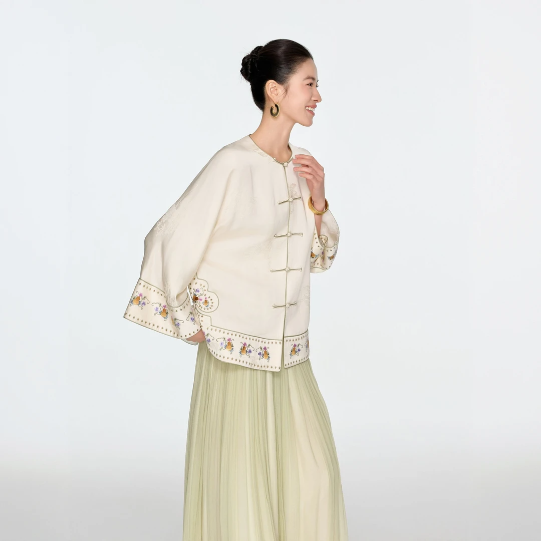 初见十三娘『山间晨雾』新中式国风手工高定圆领长袖日常春夏款上衣