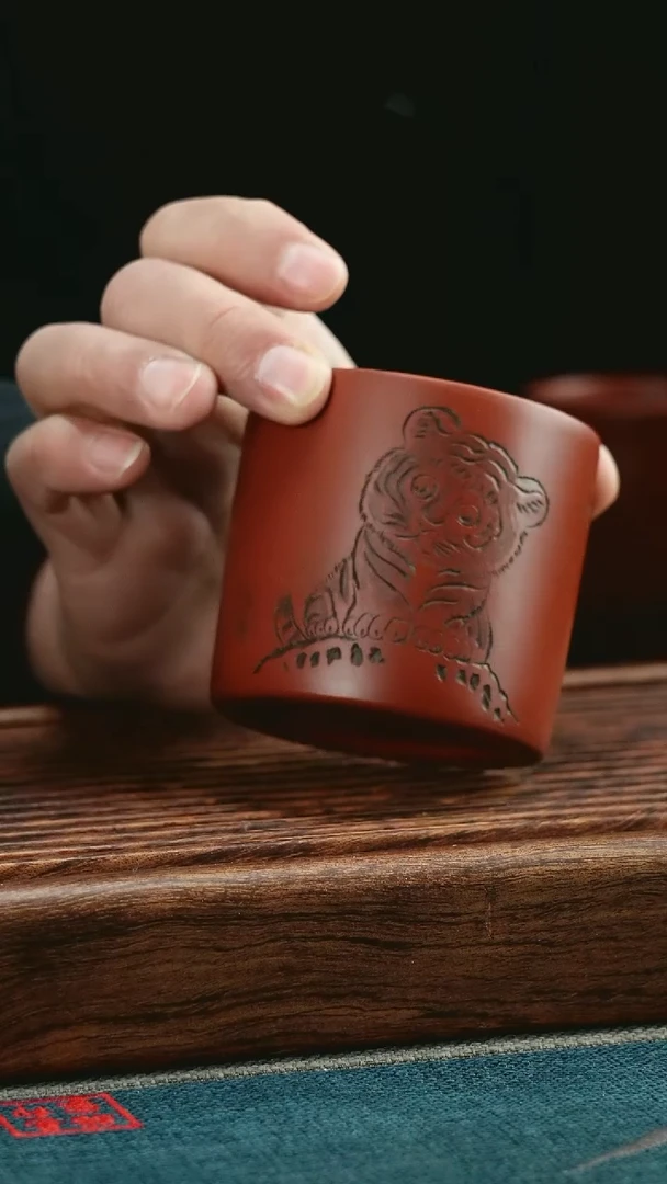 【闪购商品】紫砂茶杯大红袍小萌虎