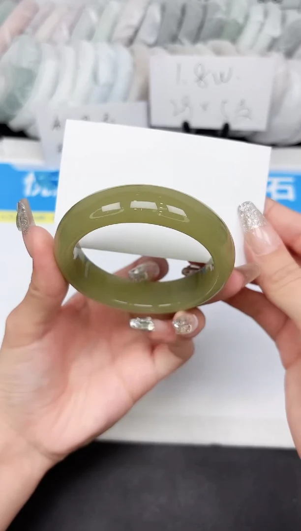 石英质玉手镯未镶嵌175-56.0