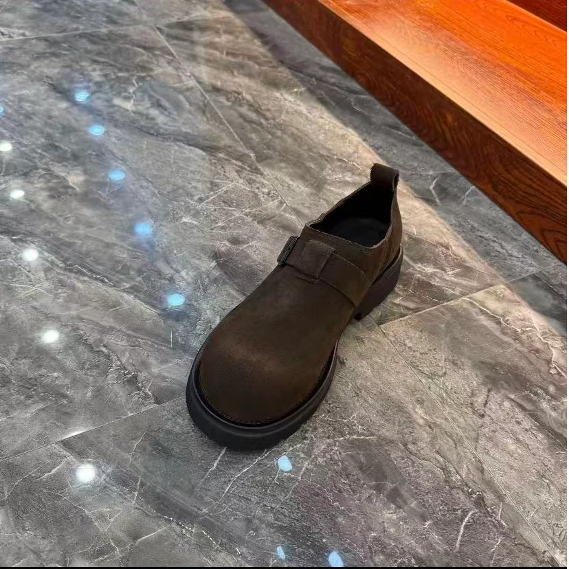 新款高品质全皮面休闲百搭男鞋