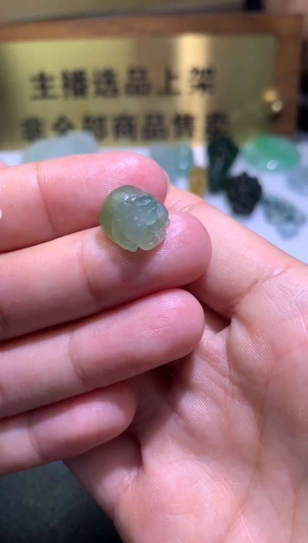 【闪购商品】定制翡翠未镶嵌毛货