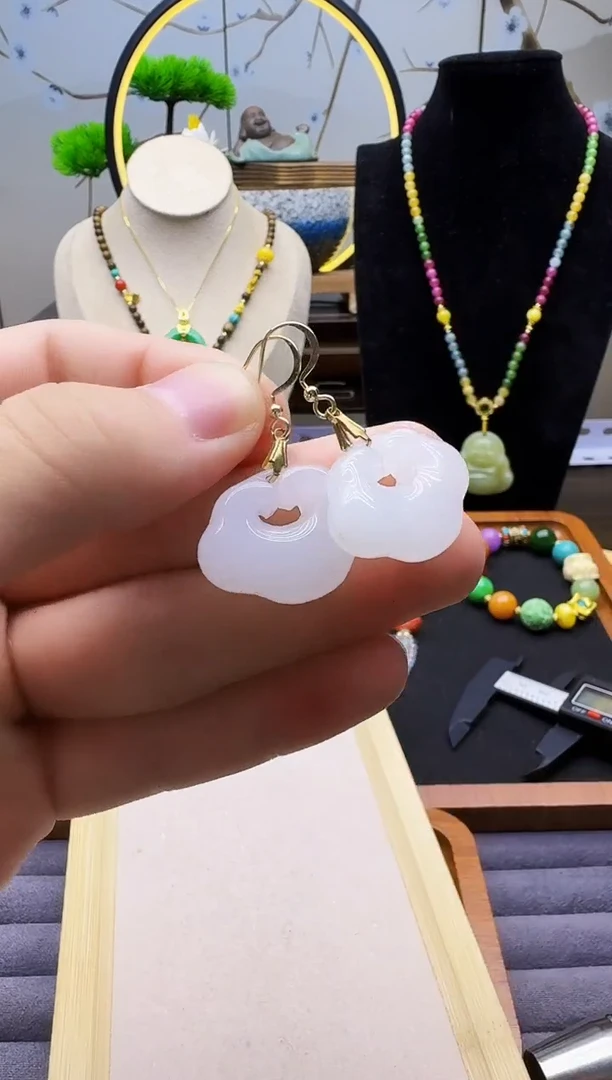 和田玉14K金镶嵌耳饰E80