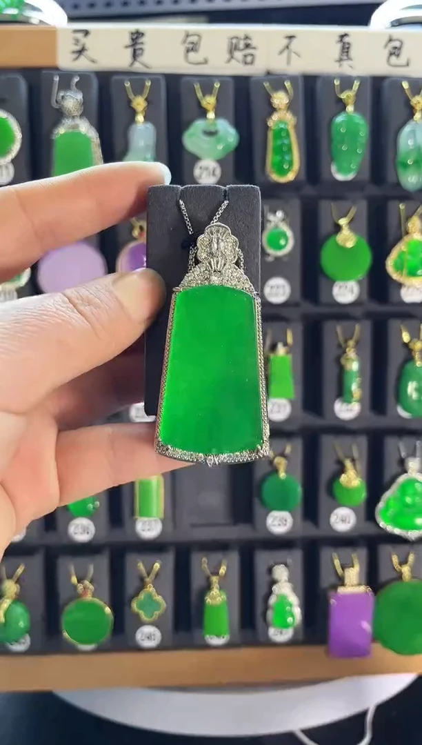 【闪购商品】翡翠耳饰银S925镶嵌238..