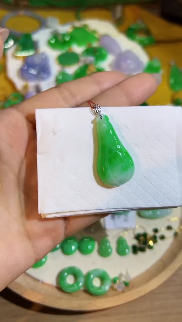 【闪购商品】翡翠颈饰18K金镶嵌Q缅料A货翡翠/支持复检/一件