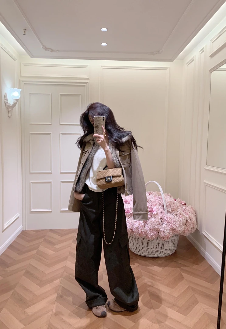 内搭打底上衣时尚套装女秋冬2025长裤显瘦洋气设计感短款外套套装