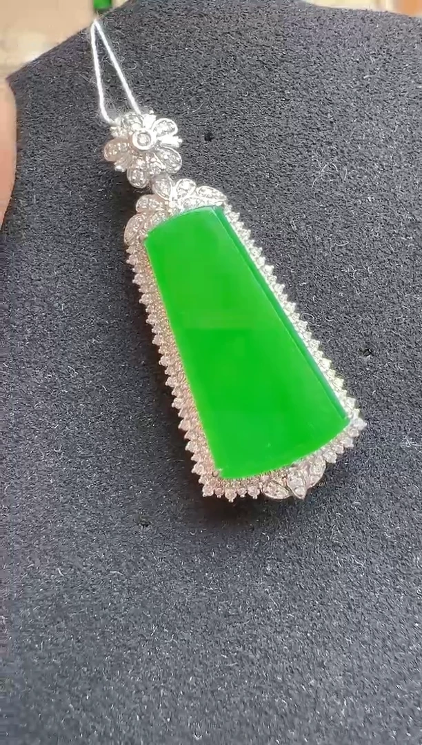 【闪购商品】翡翠吊坠(不含链)未镶嵌多样性团购发一件