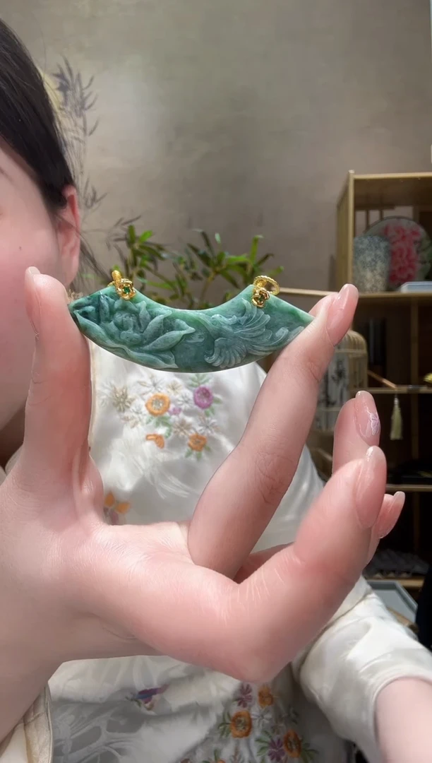 【闪购商品】翡翠颈饰未镶嵌吊坠