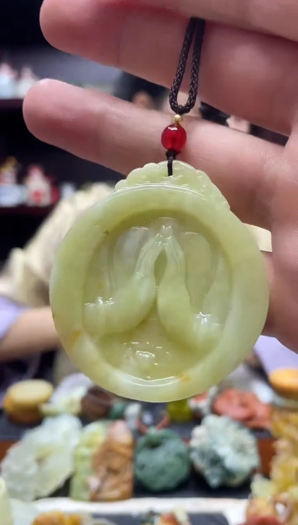 未镶嵌岫玉吊坠·