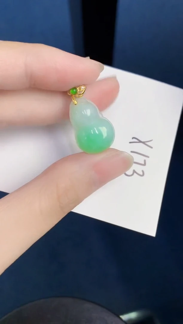 颈饰未镶嵌翡翠天然翡翠缅甸A货