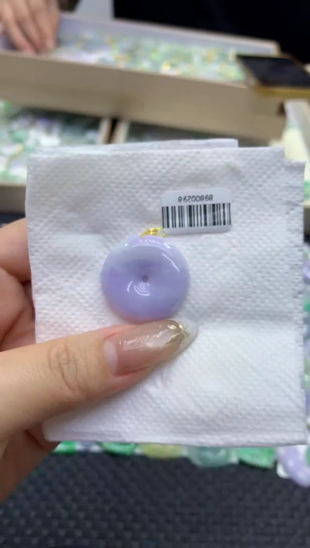 颈饰18K金镶嵌翡翠天然缅甸A货翡翠