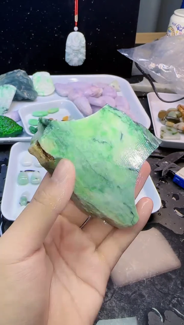 颈饰未镶嵌翡翠062天然A货翡翠