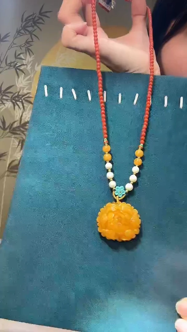 【闪购商品】琥珀裸石未镶嵌A0075天然蜜蜡