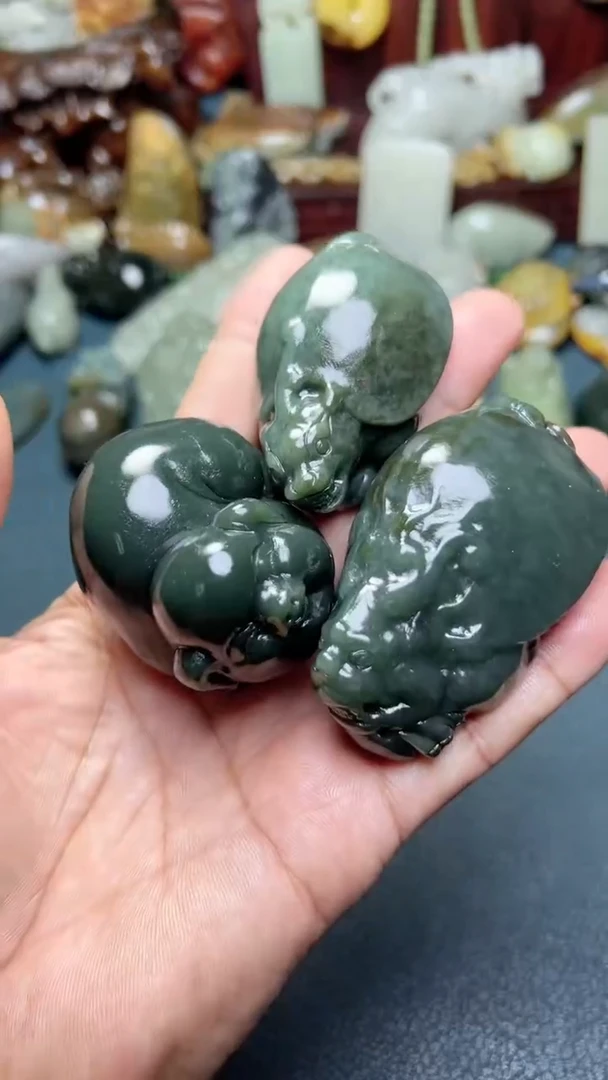 和田玉未镶嵌把件3