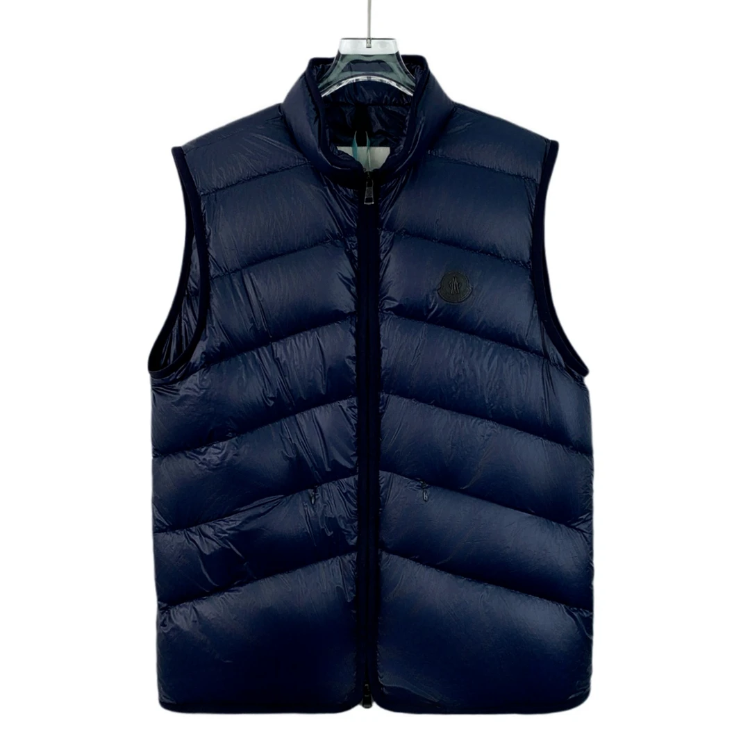 99新 MONCLER  J15524  徽标贴饰拉链羽绒服马甲外套 3 L码