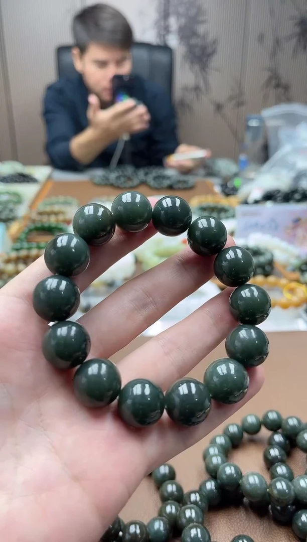未镶嵌手串和田玉新疆塔县黑青14直切