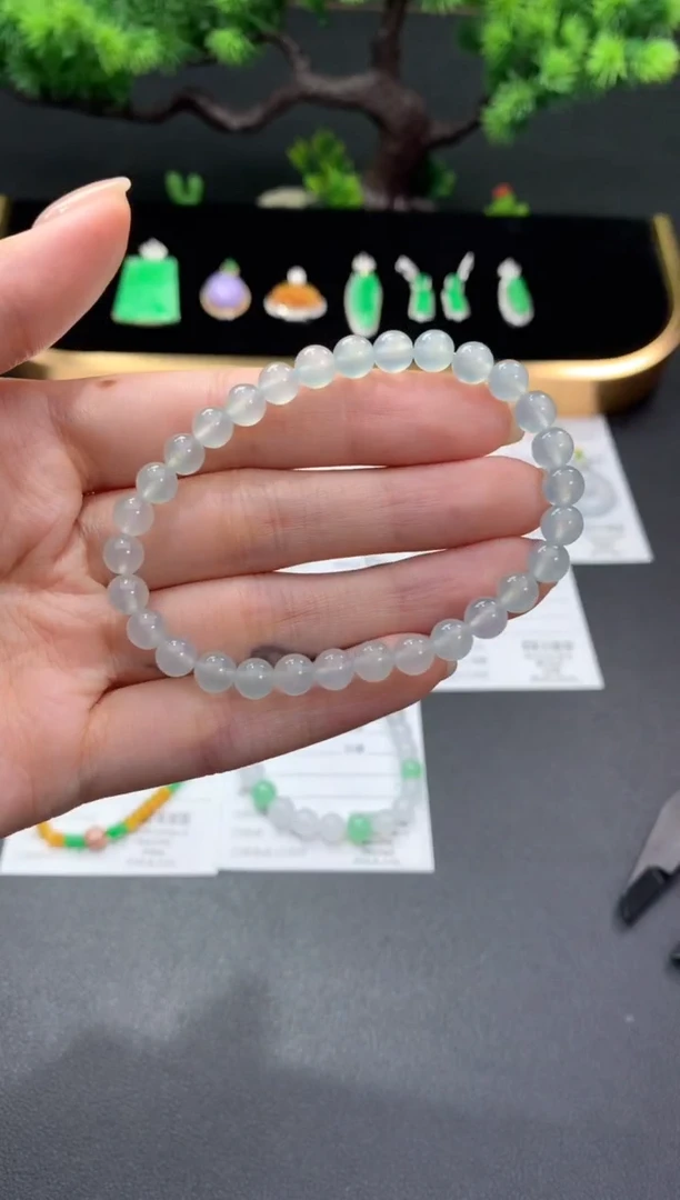 颈饰未镶嵌翡翠48小时鉴赏期 退货不扣服务费