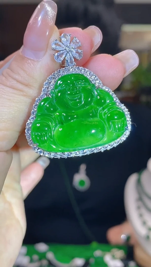 【闪购商品】翡翠吊坠(不含链)未镶嵌多样性发其一