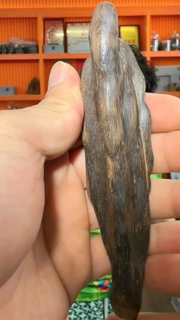 沉香手把件379号多样性发一