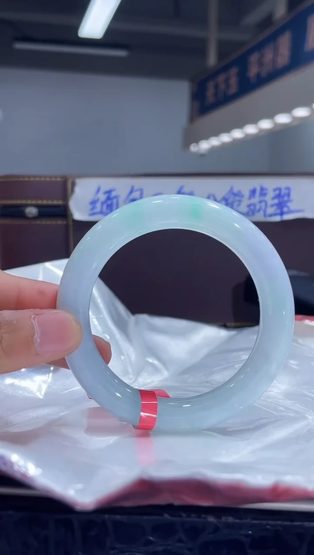 未镶嵌手镯翡翠13