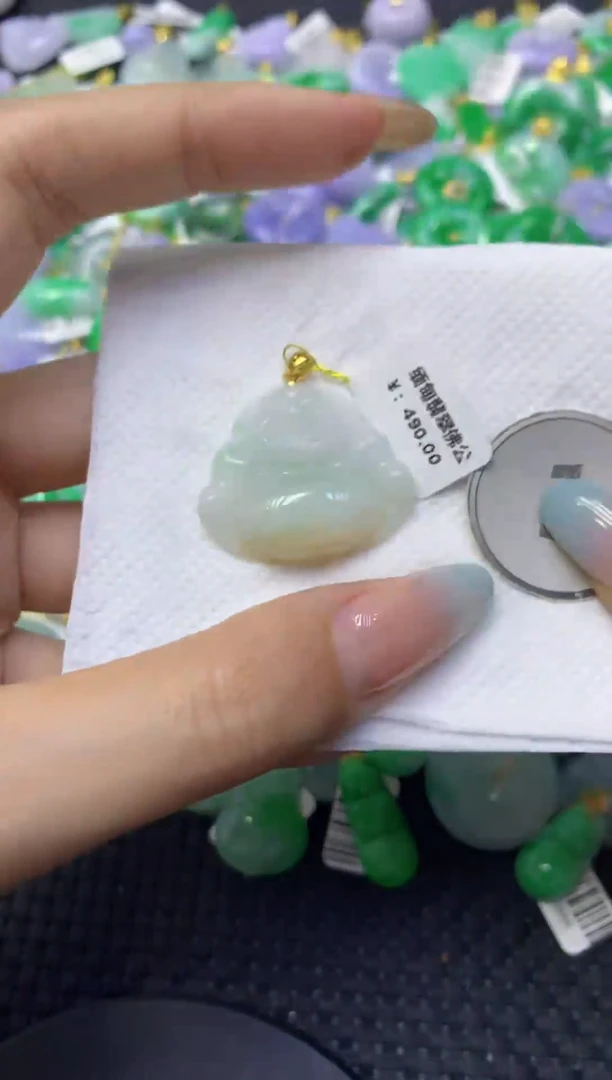 颈饰未镶嵌翡翠天然缅甸翡翠A货