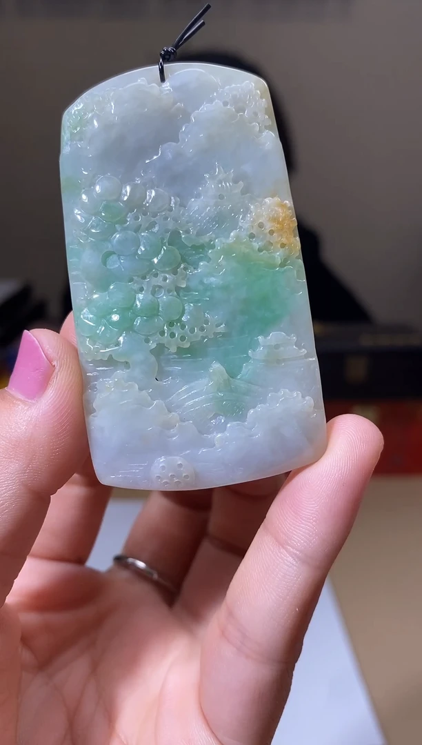 【闪购商品】翡翠颈饰未镶嵌天然A货翡翠山水牌