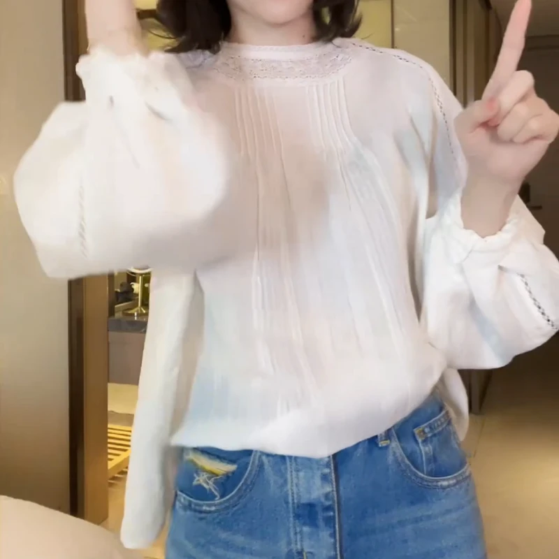 新款洋气百搭设计感韩系镂空泡泡袖衬衫LK2501292