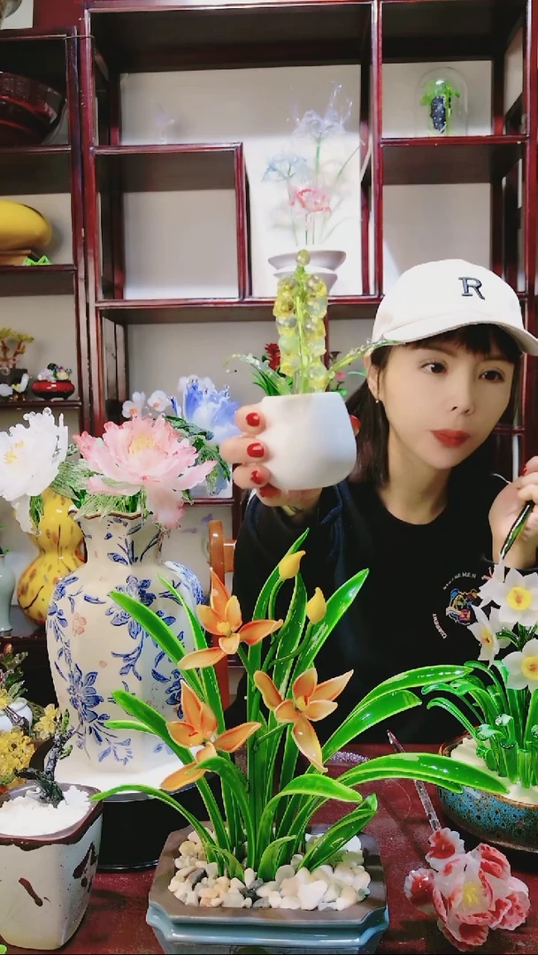 【闪购商品】琉璃颈饰单只黄色进口料铃兰长杆子